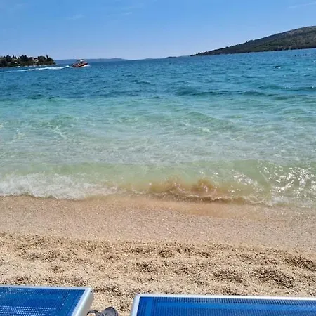 Private Strandnah Pensión Seget Vranjica